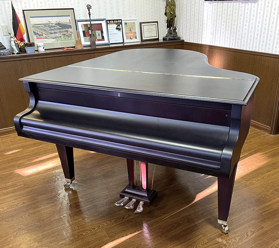 ベヒシュタイン M-180（Bechstein M-180）