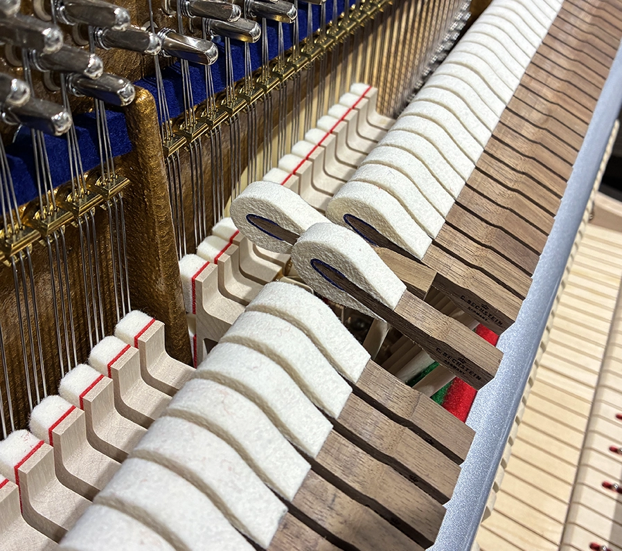 ベヒシュタイン R2 Millenium Chrome(Millenium 116K)(Bechstein R2 Millenium Chrome(Millenium 116K))