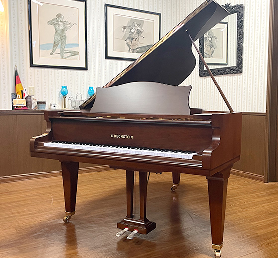 ベヒシュタイン M-180（Bechstein M-180）