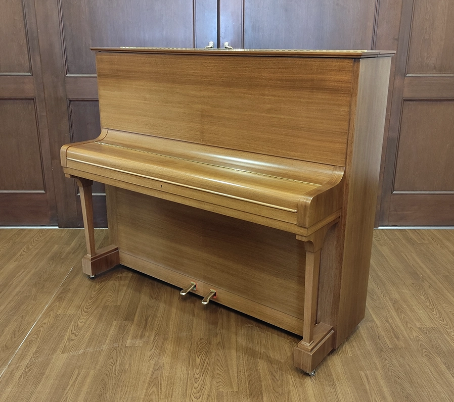 ベヒシュタイン 8a(Bechstein 8a)