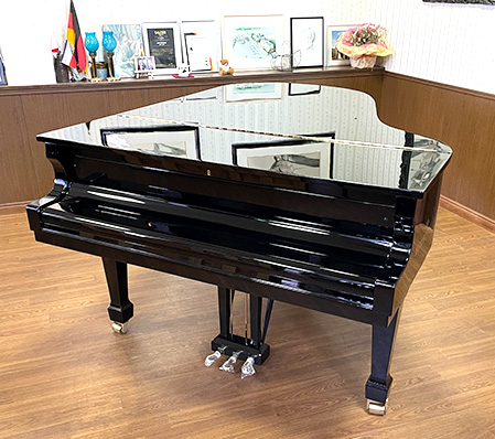 ベヒシュタイン B-190（Bechstein B-190）