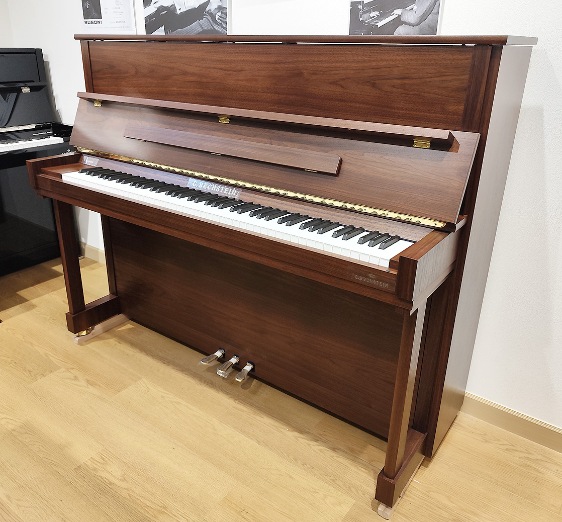 ベヒシュタイン R4 Classic（Bechstein R4 Classic）