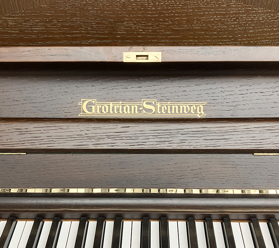 グロトリアン 120（Grotrian 120）