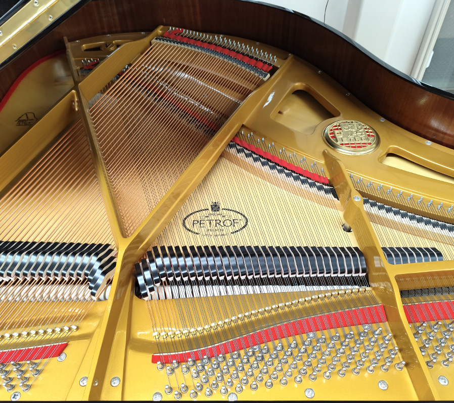 ペトロフ P-V（Petrof P-V）