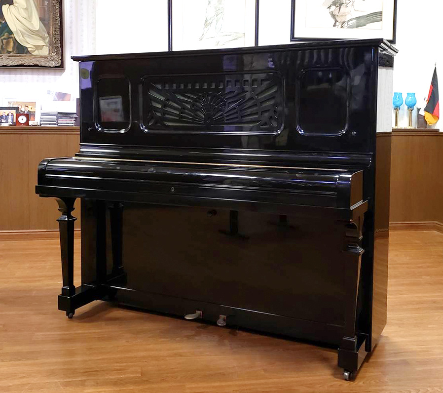 スタインウェイ K-132（Steinway＆Sons K-132）