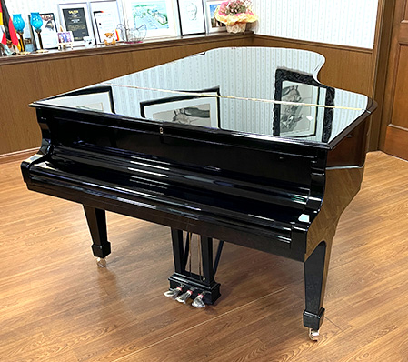 スタインウェイ B-211（Steinway＆Sons B-211）