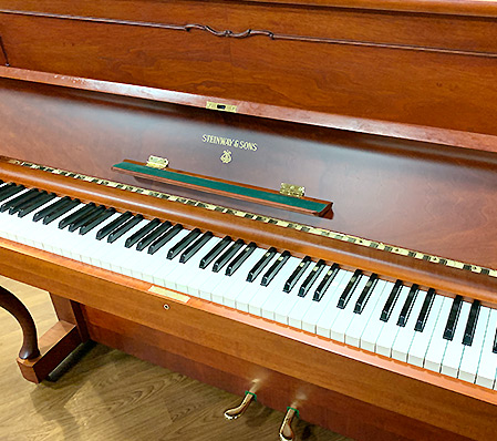 スタインウェイ Z-114チッペンデール（Steinway＆Sons Z-114Chippendale）