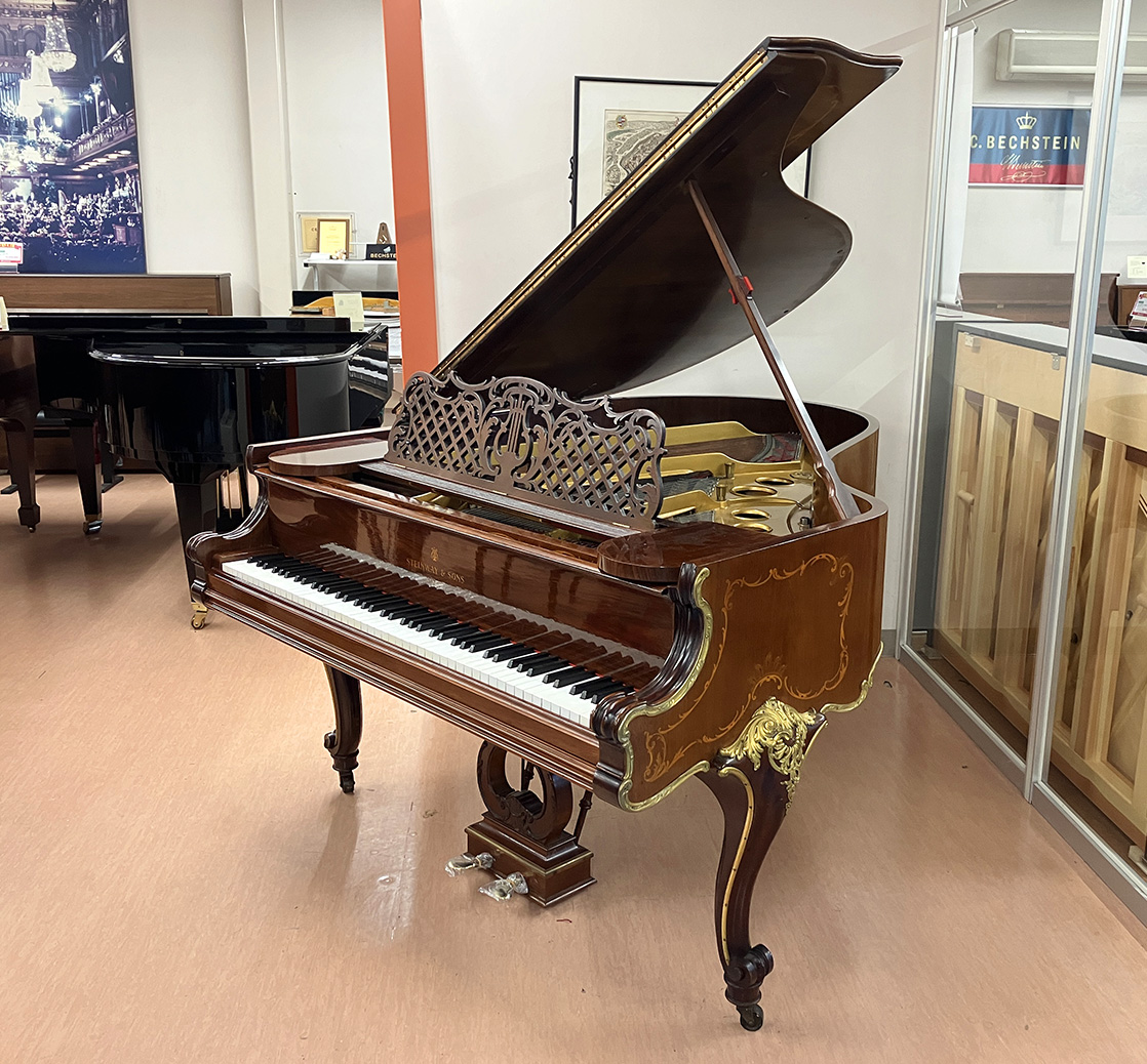 スタインウェイ O-180ルイ15世モデル（Steinway＆Sons O-180 Louis 15 model）