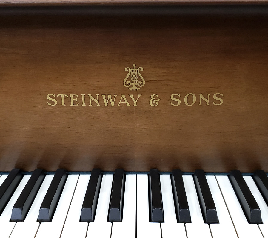 スタインウェイ S-155チッペンデール（Steinway＆Sons S-155Chippendale）