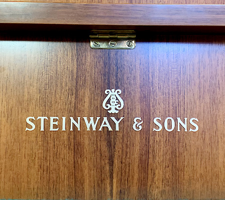 スタインウェイ Z-114（Steinway＆Sons Z-114）