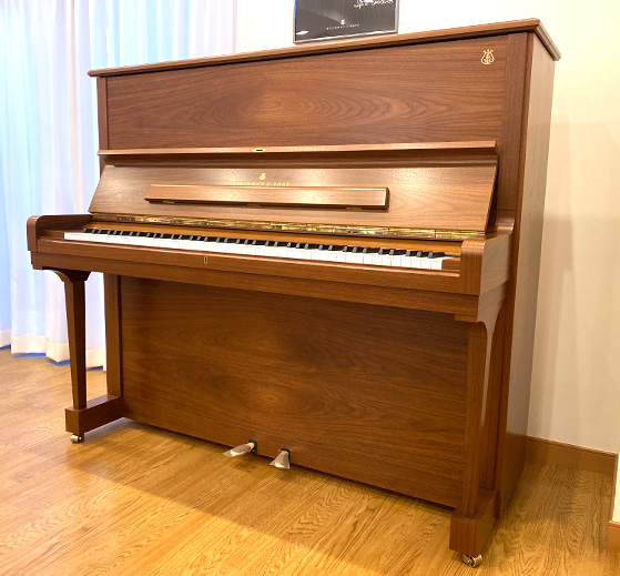 スタインウェイ K-132（Steinway＆Sons K-132）