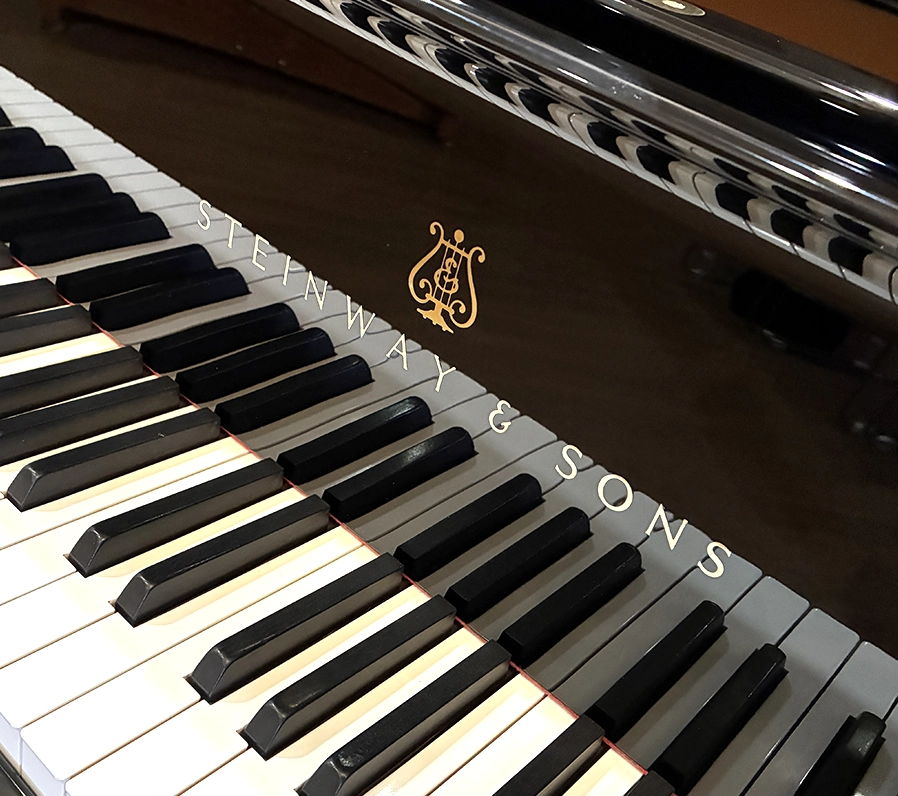 スタインウェイ B-211(Steinway&Sons B-211)