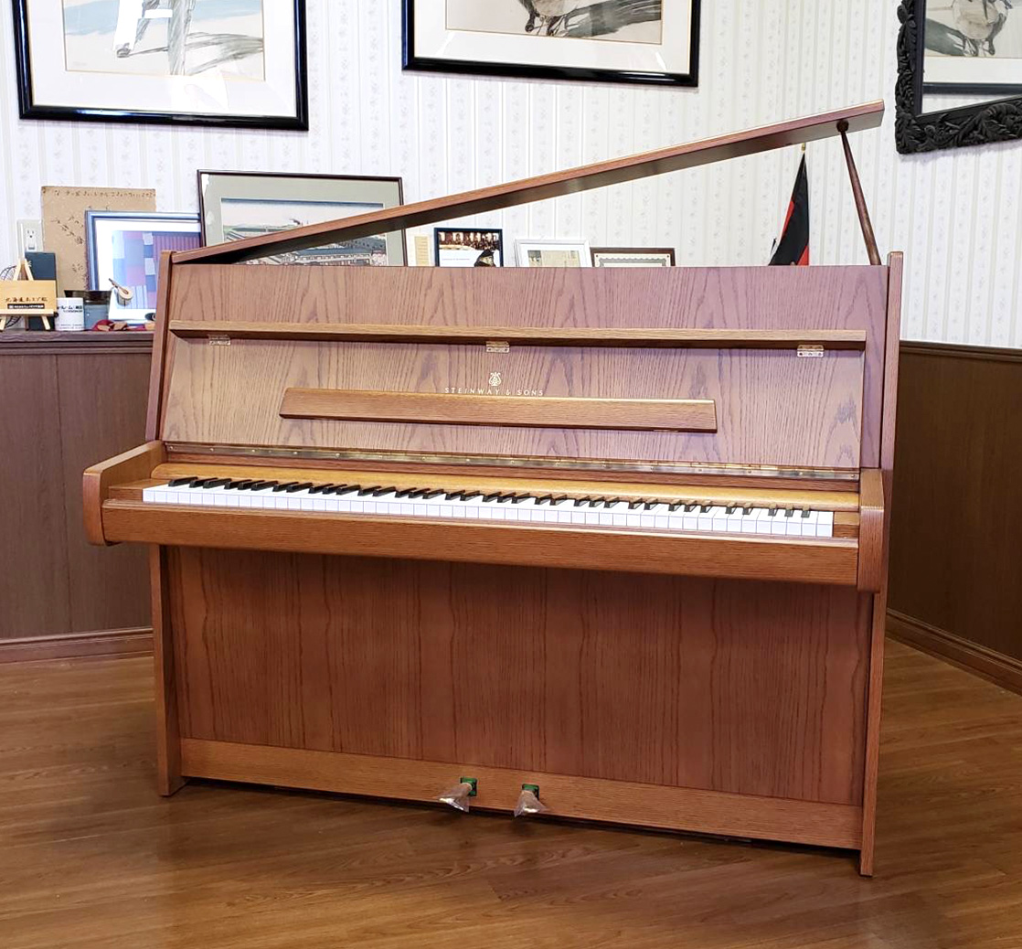 スタインウェイ Z-114（Steinway＆Sons Z-114）