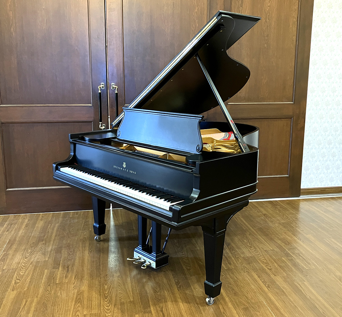スタインウェイ MODEL.O（Steinway＆Sons MODEL.O））