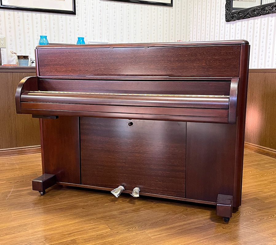 スタインウェイ F45（Steinway＆Sons F45）