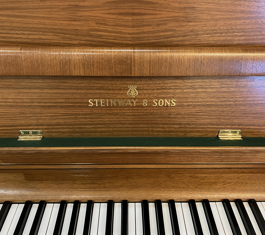 スタインウェイ Z-114（Steinway＆Sons Z-114）