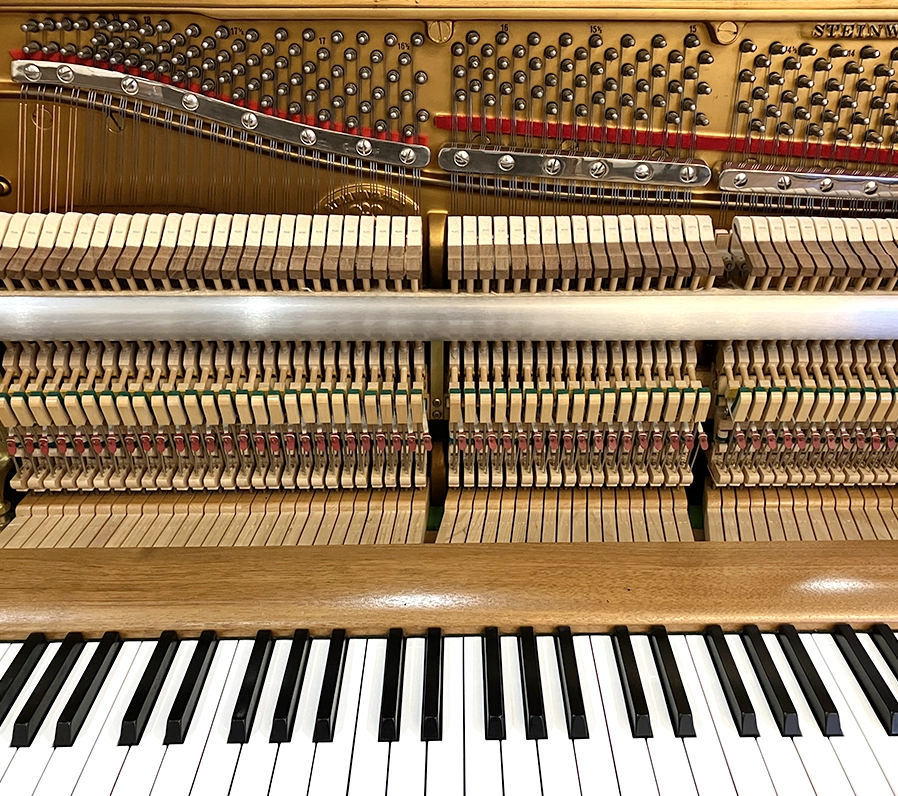 スタインウェイ Z-114（Steinway＆Sons Z-114）